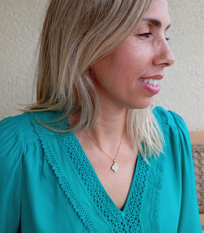 Chaine en acier et pendentif rosace en nacre – Image 2