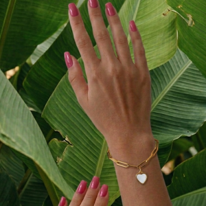 Bracelet en acier avec coeur