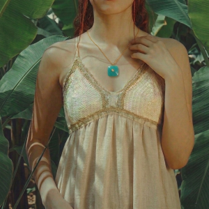 Pendentif amazonite et zircon sur chaine acier